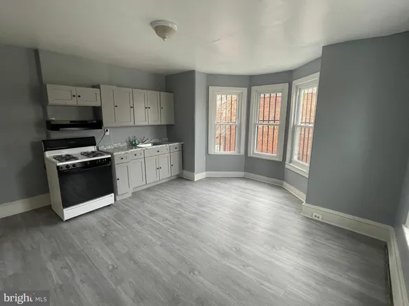 1901 S Broadway, Camden, NJ 08104