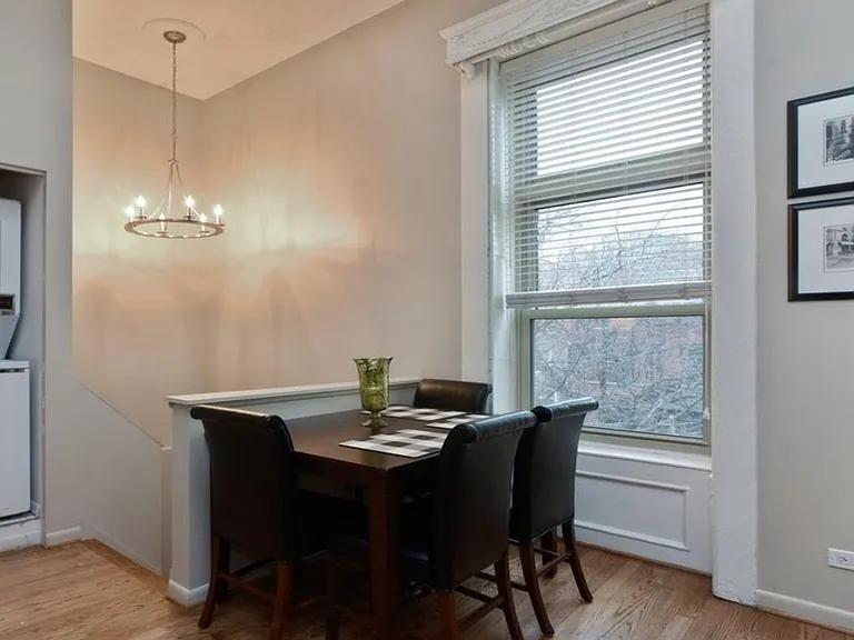 1960 N Lincoln Ave #3 — Photo 3