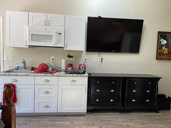 5th image of 1428 Springdell Cir