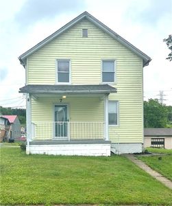 7 Fairview Pl, Elrama, PA, 15038