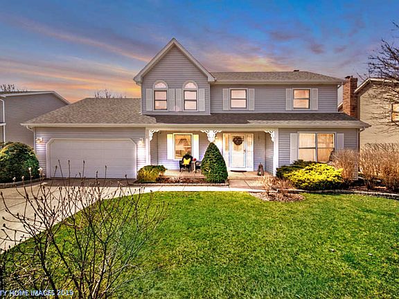 2nd image of 1144 Hyde Park Ln