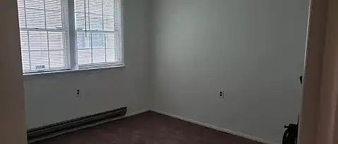 4th image of 206 Yorktowne Dr