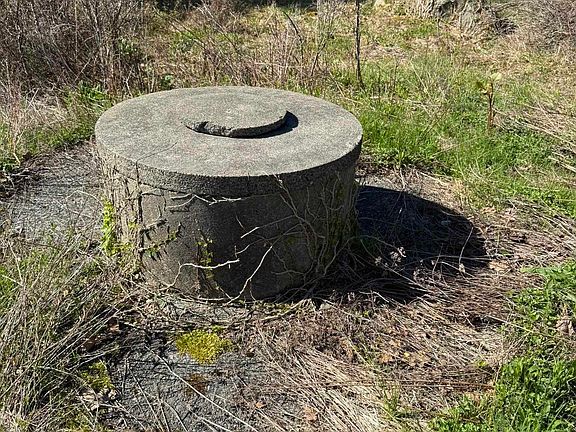 3rd image of 146 Rocco Point Rd