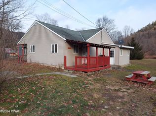 46 Penn York Rd, Lake Como, PA 18461