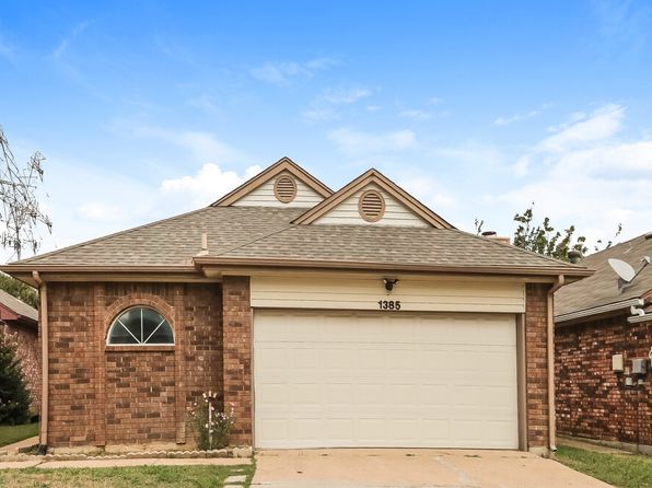 1385 Chinaberry Dr