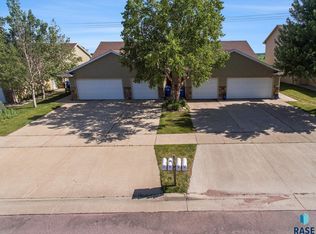 3503 W 93rd St, Sioux Falls, SD 57108