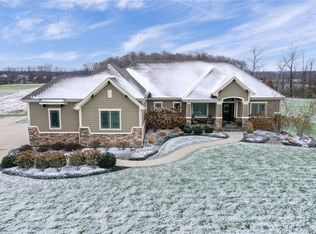 7992 Carter Dr, Waynesville, OH 45068
