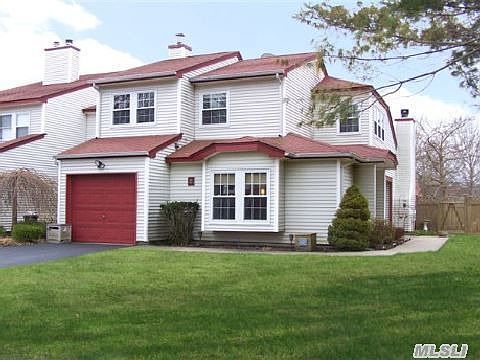 1st image of 2 Burgoyne Ct