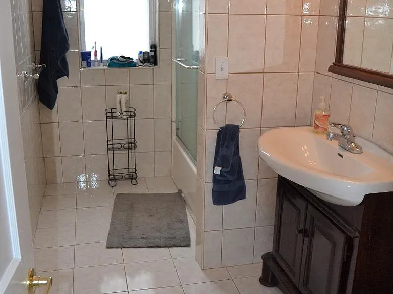 73 Thatcher St #302 — Photo 9
