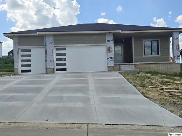 11010 N 161st St, Bennington, NE 68007