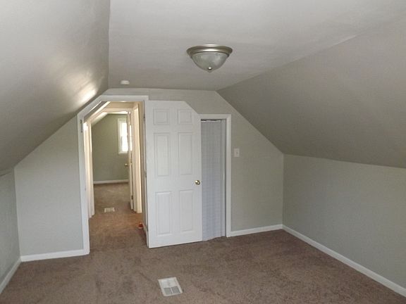 4th image of 4017 Prescott Ave