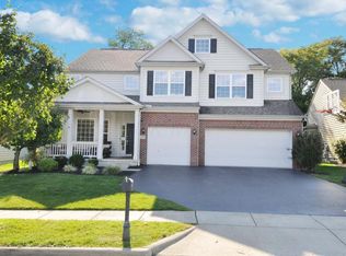Carnoustie Cir, Grove City, OH 43123