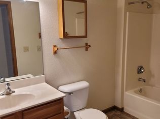 N113W17066 Driftwood Ct #3, Germantown, WI 53022
