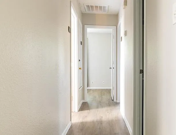 1212 Bonnie Brae St #A — Photo 6
