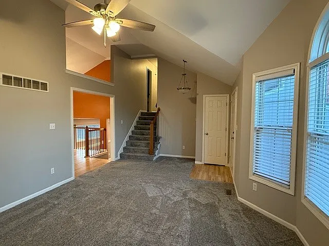 807 NE 107th Ter — Photo 7