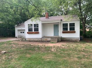 1122 W University St, Springfield, MO 65807