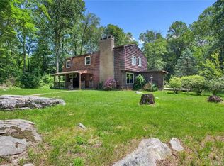 144 Quaker Farms Rd, Oxford, CT 06478