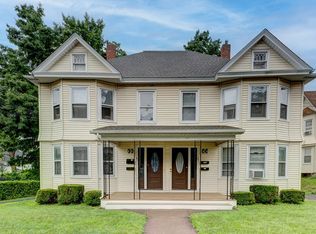 39 Chestnut St APT 1, Manchester, CT 06040