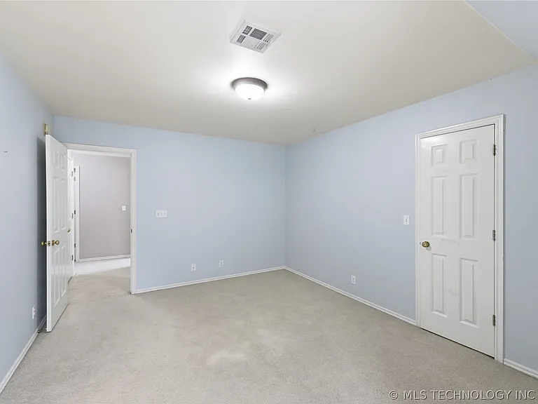 9818 E 83rd Pl — Photo 40
