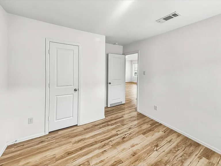 22259 Stoney Ravine Dr — Photo 10