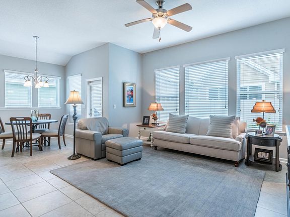 4th image of 25 Brook Hills Dr