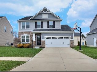 834 Queens Gate Way, Wadsworth, OH 44281