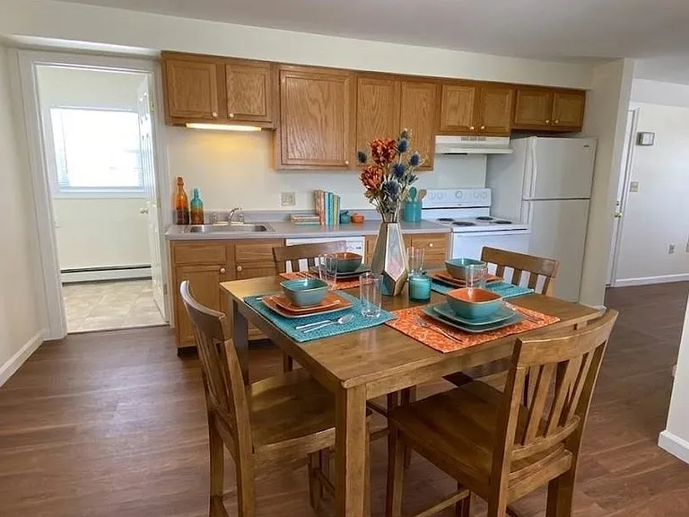 26 Bath St #3 — Photo 11