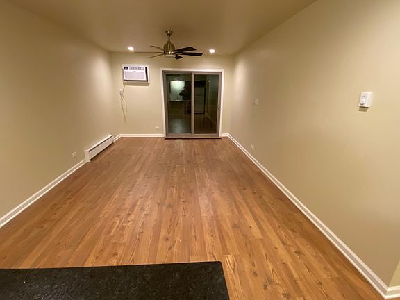 3rd image of 121 S Washington St #4