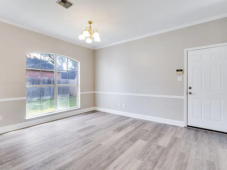 111 Songbird Ln — Photo 17
