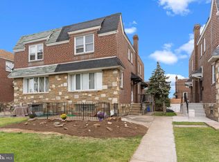 2755 Rhawn St, Philadelphia, PA 19152