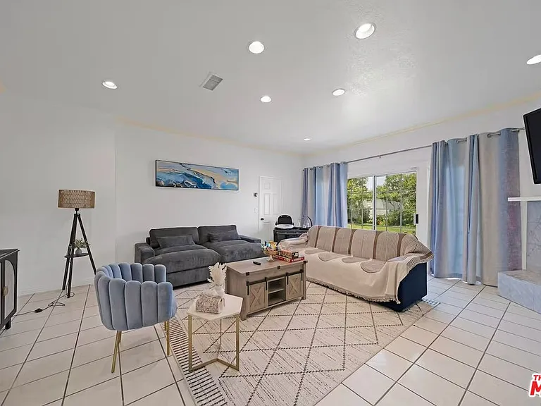 15213 Daphne Ave — Photo 1