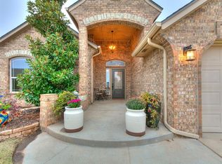 2200 Timber Rdg, Yukon, OK 73099