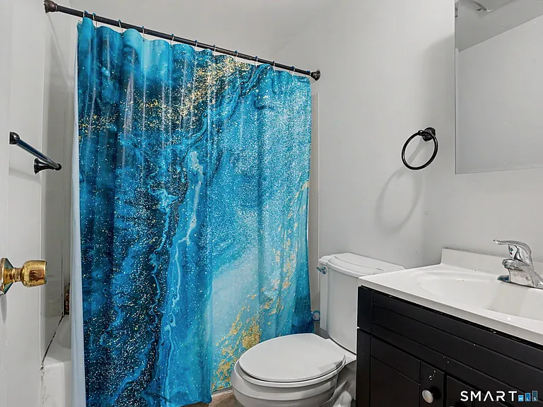 14 Center Ave #1S — Photo 15