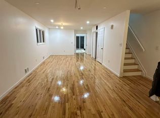 156 McArthur Ave #1, Staten Island, NY 10312