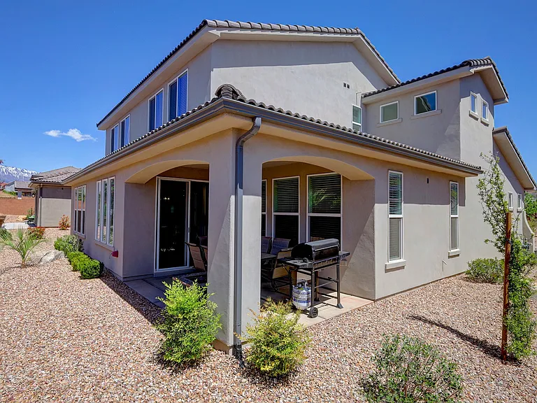 301 N Ladera Dr — Photo 22