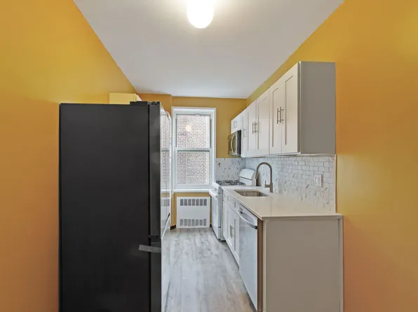 6801 Shore Road image 4 of 24