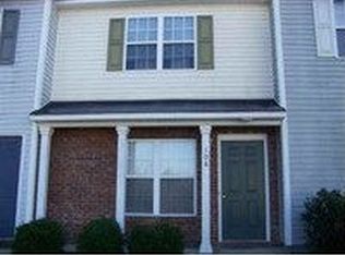 108 Woodside Ct, Jacksonville, NC 28546