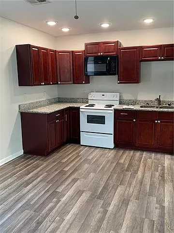 2027 Feliciana St — Photo 3