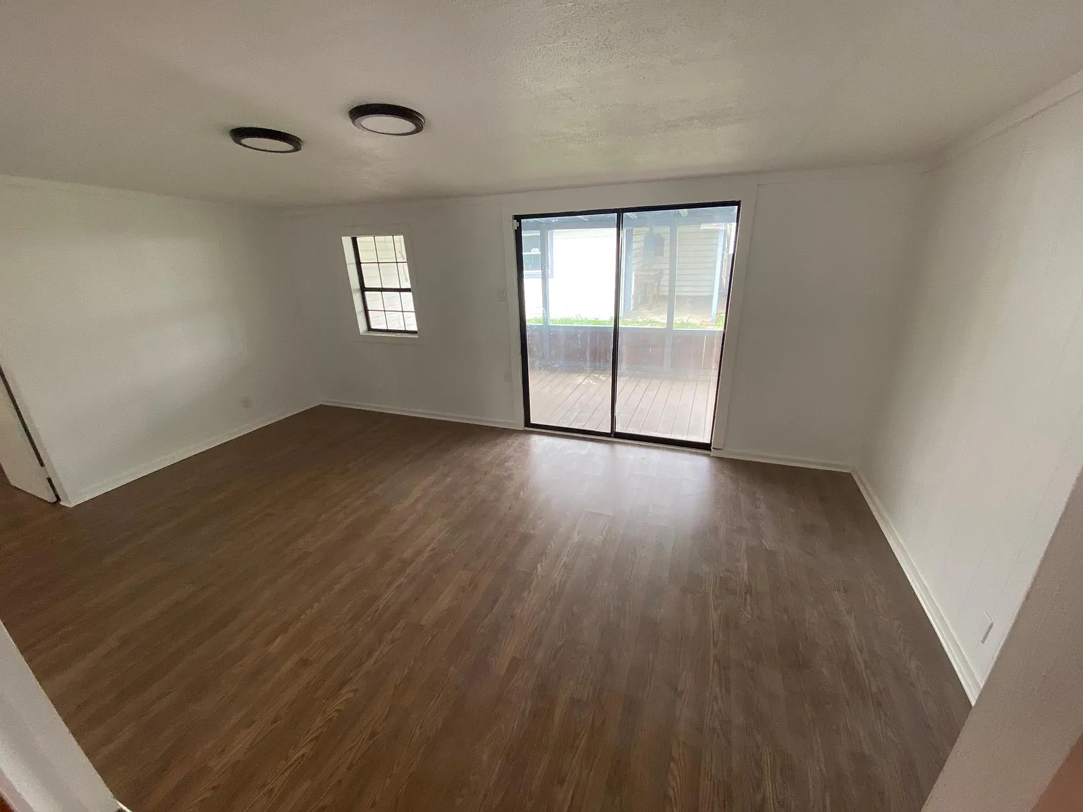 207 Harcourt Ave — Photo 4