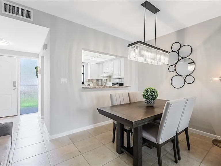 807 River Point Dr #102D — Photo 8