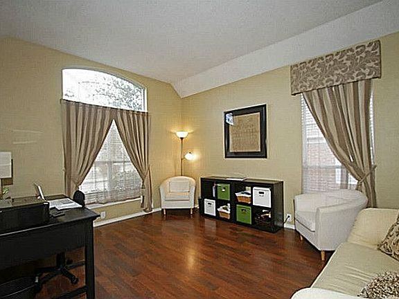 4th image of 6900 Napa Valley Dr
