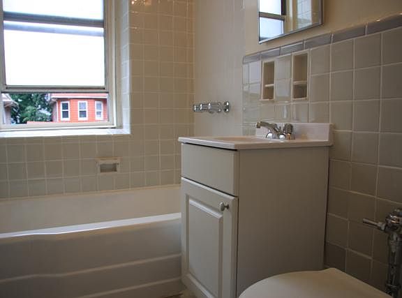 4th image of 2101 Bedford Ave APT 6C