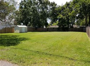 258 Malvern Ln, Harahan, LA 70123