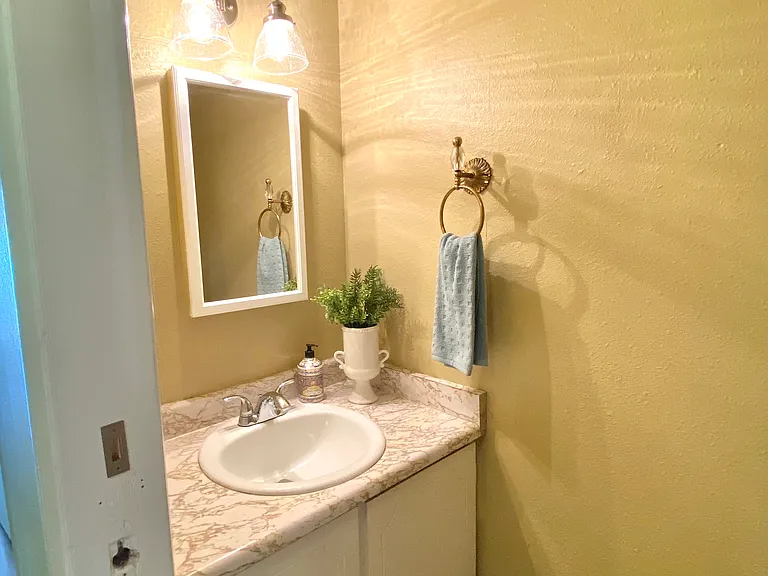 464 Smithridge Park — Photo 4