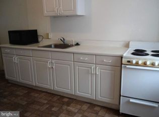 29 N Wycombe Ave, Lansdowne, PA 19050