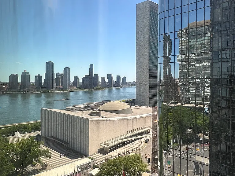 50 United Nations Plz #16D — Photo 15