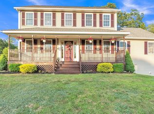 14 Patriot Ln, Rutland, MA 01543