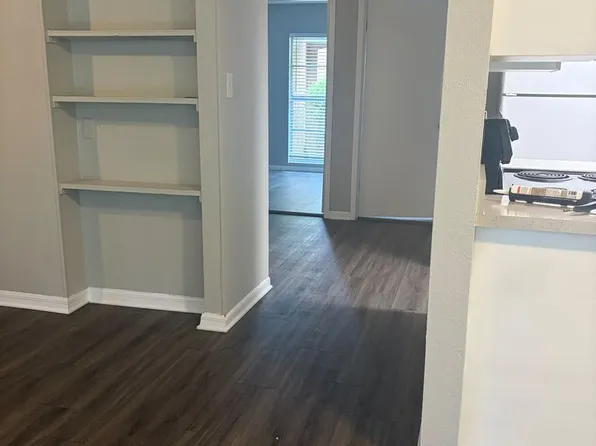 Uptown Apartments & Townhomes | Lutz, FL, 2010 E 148th Ave #20, Lutz, FL 33549