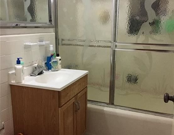 5th image of 4469 Kissena Blvd APT 3
