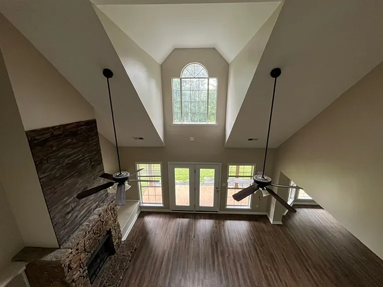 440 Blue Lake Dr — Photo 14
